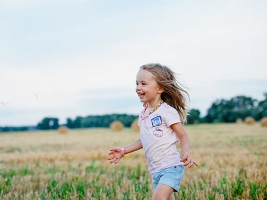Séances d'hypnose ludique pour réduire l'anxiété et les phobies chez l'enfant