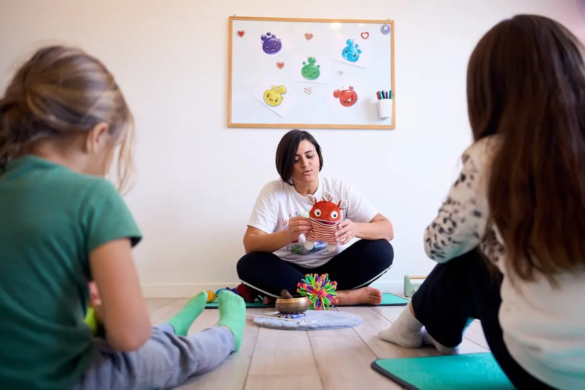 Séance de sophrologie pour enfants le dimanche après-midi au cabinet d'Elena Povolachi