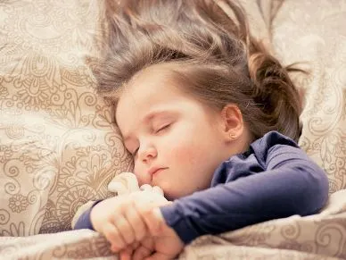 Aide au sommeil et rituels de coucher pour enfants par la sophrologie à Boulogne